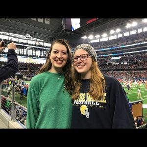 Meet your Posher, Emily